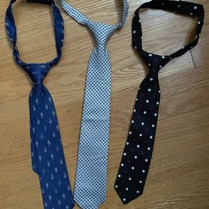 Ties (3 pieces)